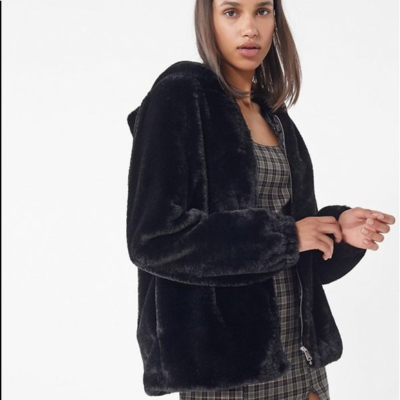 NWOT Urban Outfitters Faux Fur Hooded Jacket Size Medium - Picture 1 of 8
